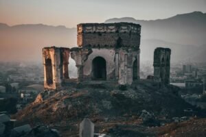 Read more about the article The Great Retreat